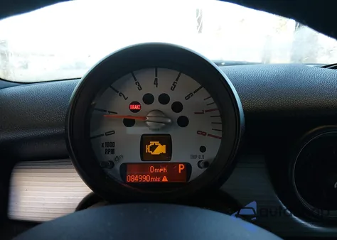 2012 Mini Cooper Clubman z USA, uszkodzony, nr VIN WMWZF3C54CT190089